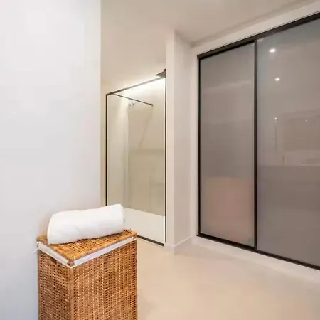 Luxury Rooftop, Private Jacuzzi With Mountain Views Apartment *